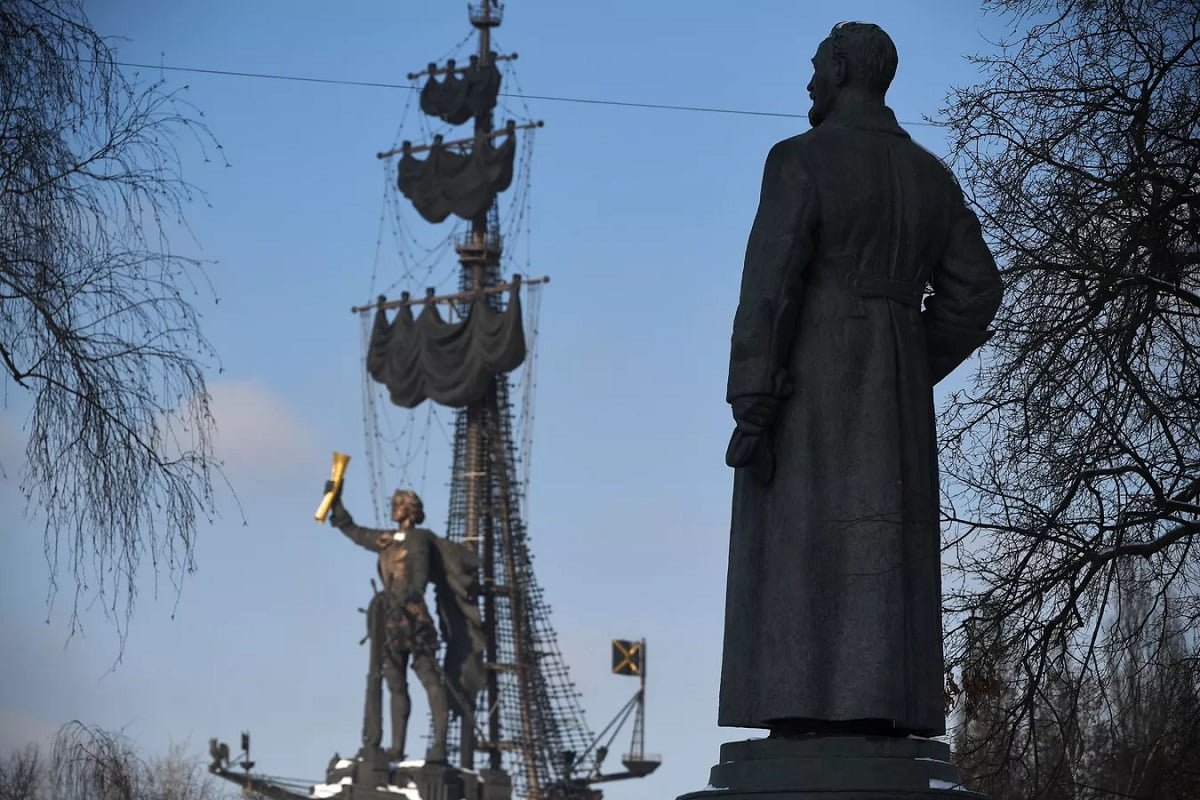 Памятник Ф. Э. Дзержинскому