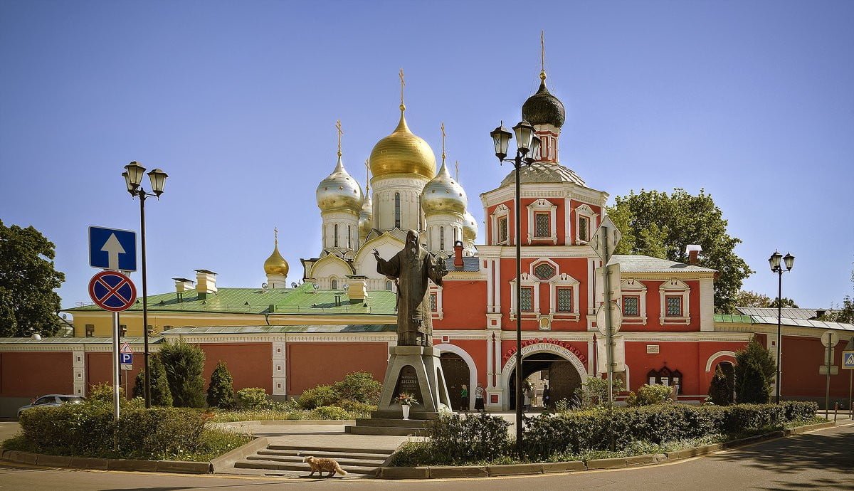 Зачатьевский монастырь - Храмы