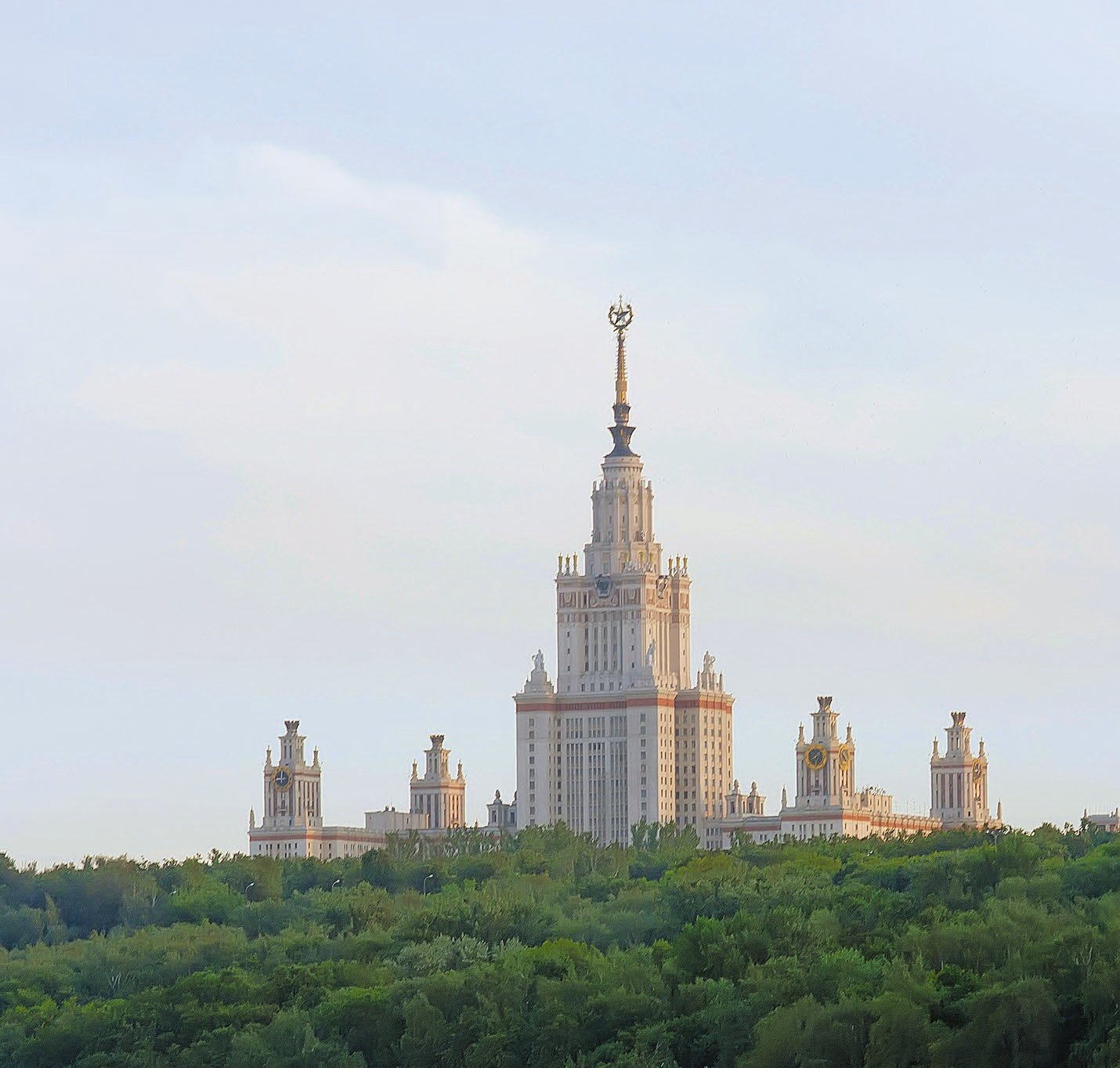 7 сталинских высоток - строительство памятников архитектуры в послевоенной Москве