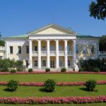 Музей-заповедник Горки Ленинские: усадьба Шехтеля, гусеничный «Роллс-Ройс», цены на билеты и как добраться из Москвы