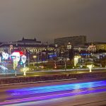 Вечерний вид на парк «Зарядье» и Варварку с Большого Москворецкого моста, огни набережной